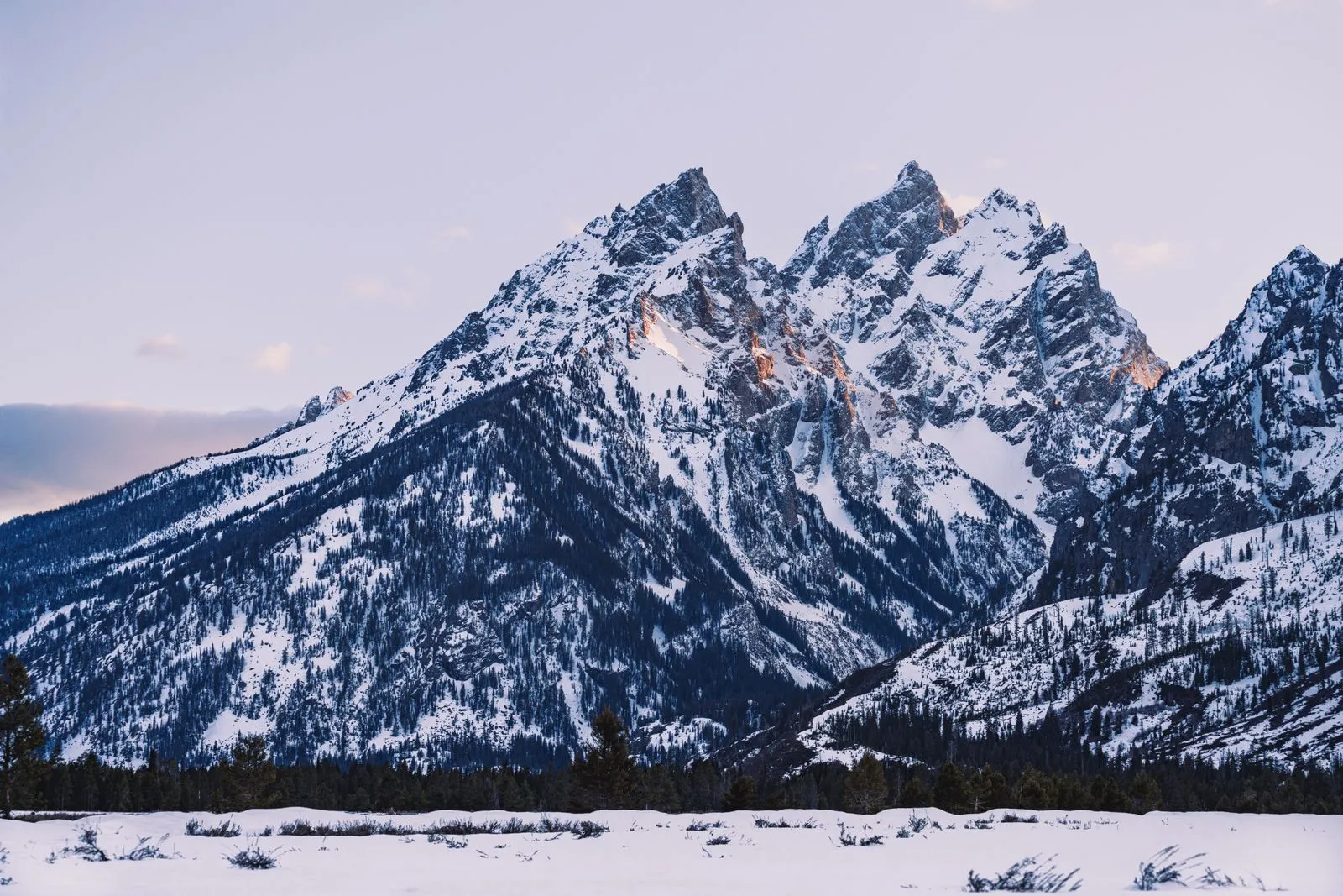 What to Pack for a Mountain Cabin Stay